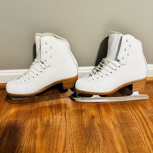 Jackson Premiere Figure Skates 7.5 Coronation Ace Blade 9.75” - Picture 2 of 10